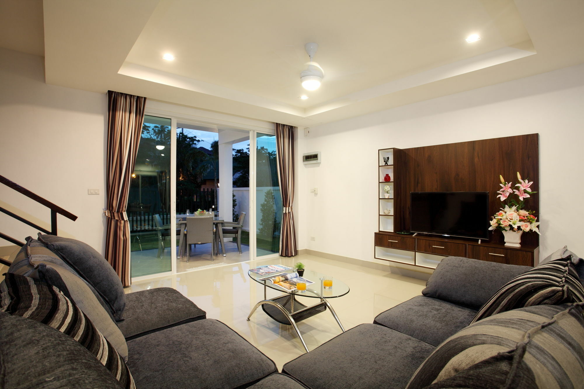 Kata Hill View Villas By Kata Sea View Villas מראה חיצוני תמונה